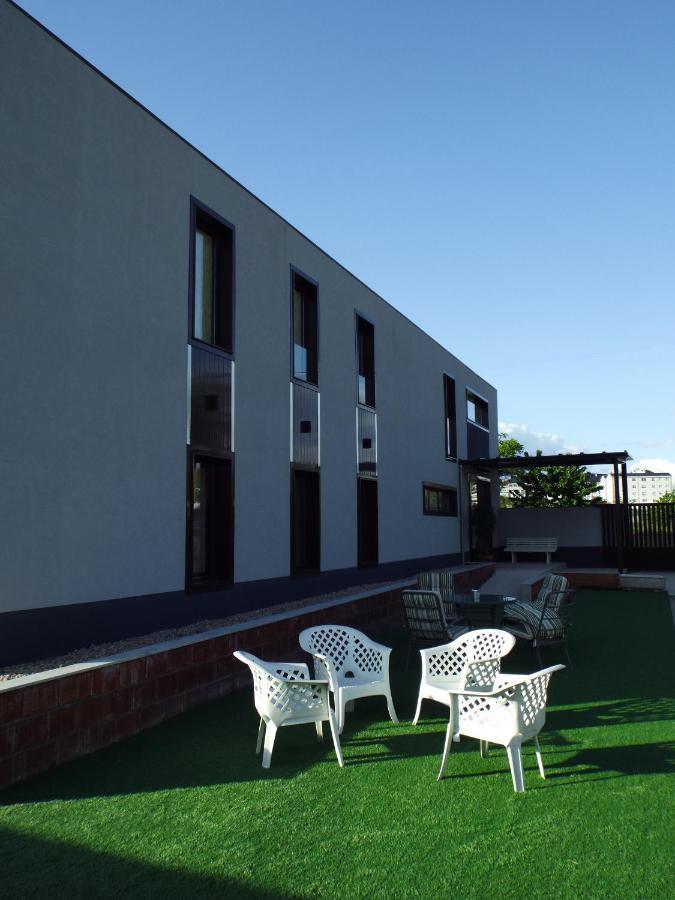 Albergue Santiago 15 Monforte Monforte De Lemos Bagian luar foto